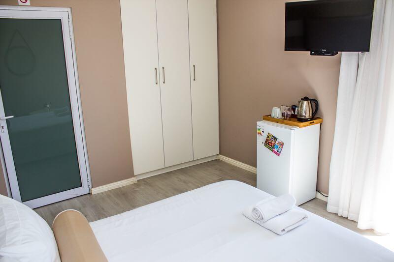 Mulenvo Guest House Bloubergstrand Exterior photo