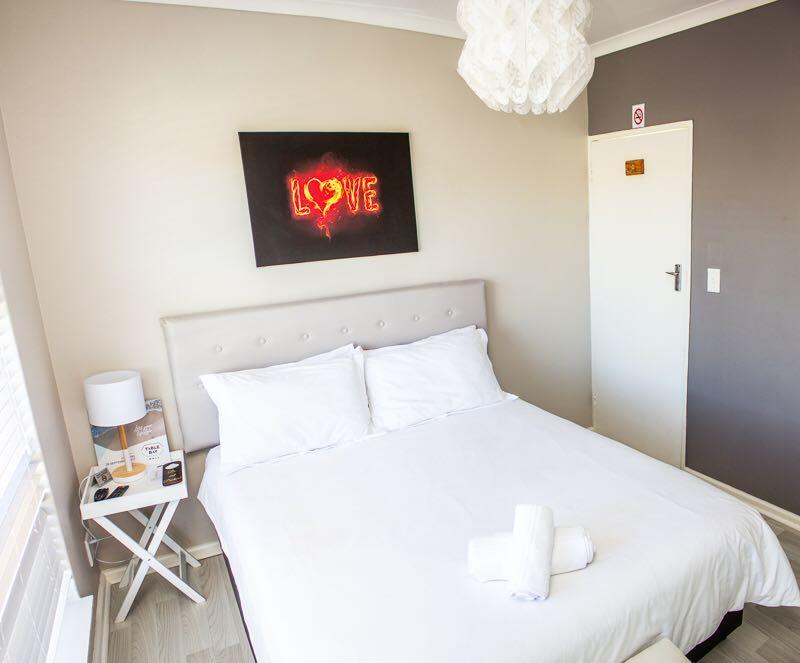 Mulenvo Guest House Bloubergstrand Exterior photo