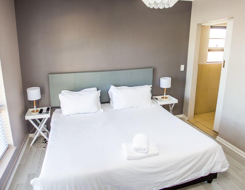 Mulenvo Guest House Bloubergstrand Exterior photo